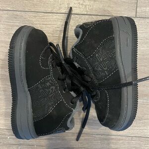 Nike Air Jordan EUC Size 3C RARE AND VINTAGE